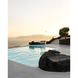 Fotografie Birds Flying Over Swimming Pool, Minorstep, 30 × 40 cm