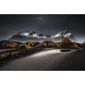Fotografie Stokksnes Iceland, Benoit Malaussena, 40 × 26.7 cm