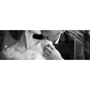 Fotografie Newlywed couple embracing., manifeesto, 60 × 20 cm