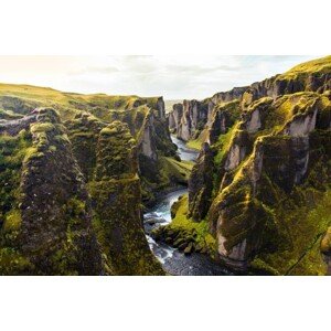 Fotografie Fjadrargljufur canyon in Iceland, Stefan Cristian Cioata, 40 × 26.7 cm