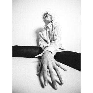 Fotografie Hand, Artem Vasilenko, 30 × 40 cm