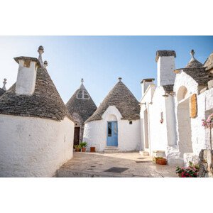Fotografie Traditional Apulian Trulli houses. Apulia, Italy, Stefan Cristian Cioata, 40 × 26.7 cm