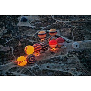Fotografie Flight preparation, Ayse Yorgancilar, 40 × 26.7 cm
