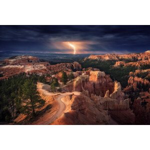 Fotografie Lightning over Bryce Canyon, Stefan	Mitterwallner, 40 × 26.7 cm