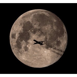 Fotografie Passing Through Full Moon, Mainak, 40 × 40 cm